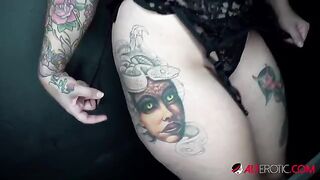 Inked busty whore Payton Preslee gets her pussy filled with cum