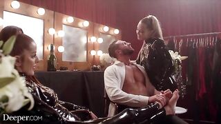 Avery and Vanna in a hot latex threesome on Deeper