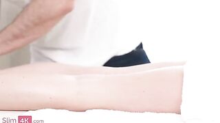 The masseur with a handsome face seduced his client, a sweet girl