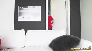 A man harshly fucks a beauty in the shower, using his toothbrush for extra thrill