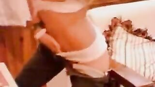 Friends did not expect that a girl would behave in such an unexpected way
