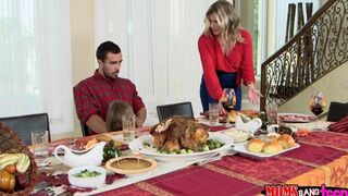 The family dinner became a setting for a hot threesome encounter