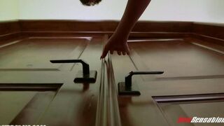 A man seduced and fucked a girl with a perfect body