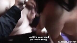A drunk group orgy at home, even a pregnant woman couldn’t resist the heat