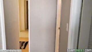 Student has sex with a girl in the hostel