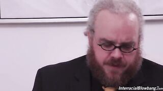 And let the slut go around in a circle! - The best gangbang videos
