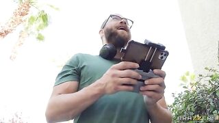Pervert dude climbed into the window and received a hot blowjob