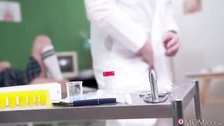 The patient with sexy ass helps the doctor to recover