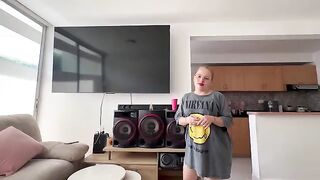 I finished my meal and I put my dick in my mouth, a steamy scene
