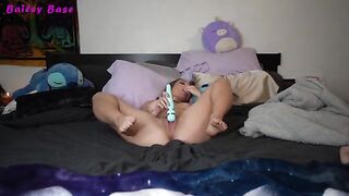 A foot fetish solo girl masturbates, exploring her body with toes