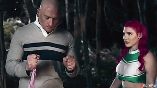 Sex in the power of nature, a young guy fucked a girl hard