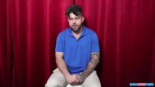 Man licks the juice from the crotch of a girl’s jeans