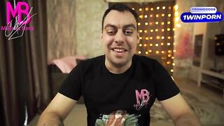 A pregnant stepmother was fucked in her ass by her stepson on the streamer