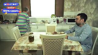 A man fucked his pregnant stepdaughter-in-law, a blowjob princess
