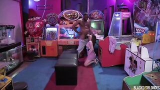 A woman reaches nirvana when fucked in her hole