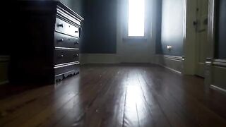 A nice chick has sex with her boyfriend on the bed, looking great from the front