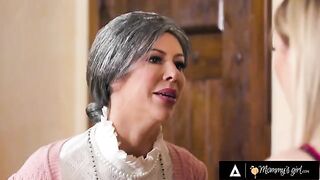 The old maid Alexis Fawx fucks her stepdaughter in secret