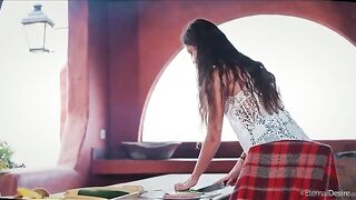 Masturbation can bring intense orgasm, even without external help