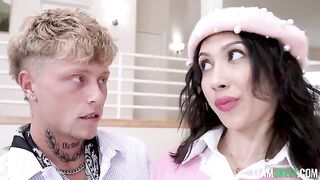 You can also have tender sex, as this hot brunette demonstrates in stunning HD