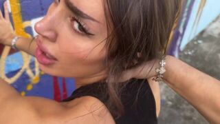 You can moan, you can scream, but you can't stop it - Sisi Rose and Teddy Tarantino in wild outdoor action