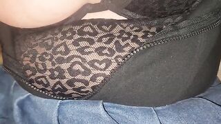 A blonde woman bounces on a man’s dick as if racing in a contest of lust