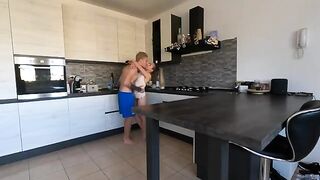 She squirts and rewards me with a blowjob for her clitoral sucking skills! (Dialoghi Italiano)